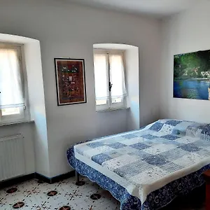 https://la-casa-nel-borgo-tellaro.hotelitalianriviera.com